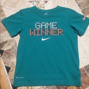5/$25 Boys Nike dri-fit t-shirt